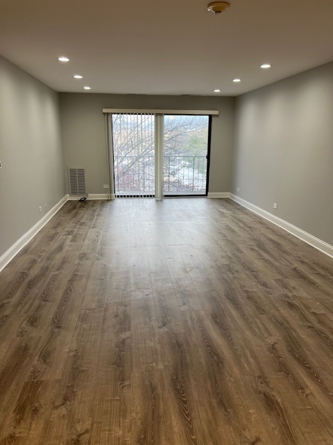 2050 Valencia Drive 300C