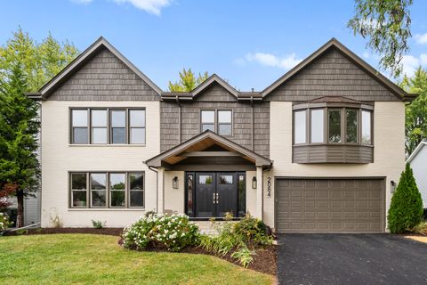 Photo of 2084 Maplewood Circle, Naperville, IL 60563 (MLS # 12496069)