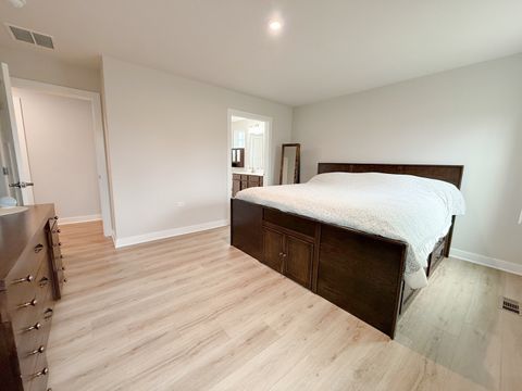 Tiny photo for 2646 Kellogg Court, Yorkville, IL 60560 (MLS # 12626947)