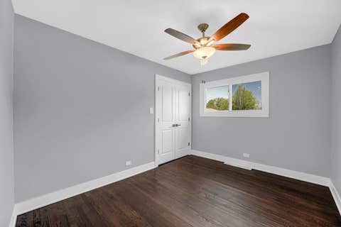 Tiny photo for 6409 W 85th Place, Burbank, IL 60459 (MLS # 12696368)