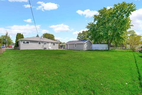 Tiny photo for 6409 W 85th Place, Burbank, IL 60459 (MLS # 12696368)