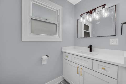 Tiny photo for 6409 W 85th Place, Burbank, IL 60459 (MLS # 12696368)