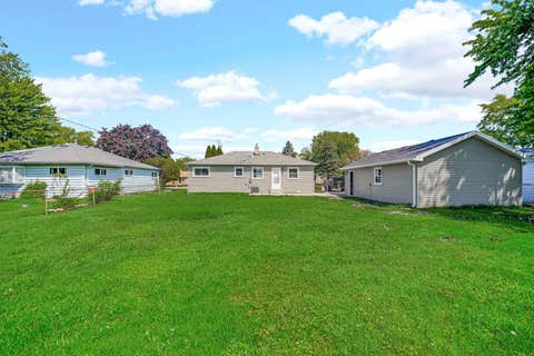 Tiny photo for 6409 W 85th Place, Burbank, IL 60459 (MLS # 12696368)