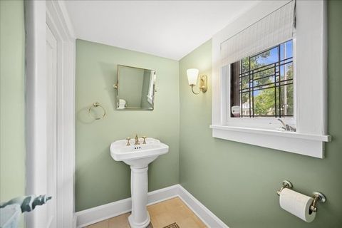 Tiny photo for 100 Old Green Bay Road, Winnetka, IL 60093 (MLS # 12555408)