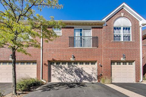 Photo of 970 Kensington Drive, Northbrook, IL 60062 (MLS # 12482450)