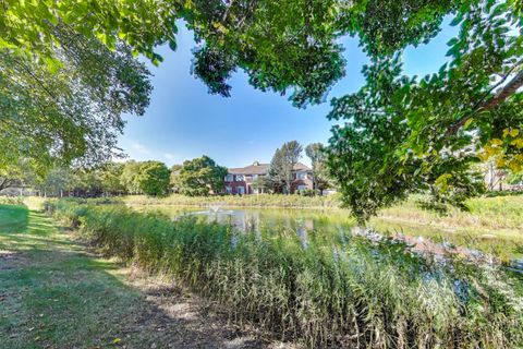 Tiny photo for 970 Kensington Drive, Northbrook, IL 60062 (MLS # 12482450)