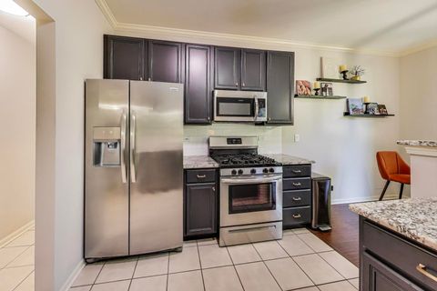 Tiny photo for 970 Kensington Drive, Northbrook, IL 60062 (MLS # 12482450)