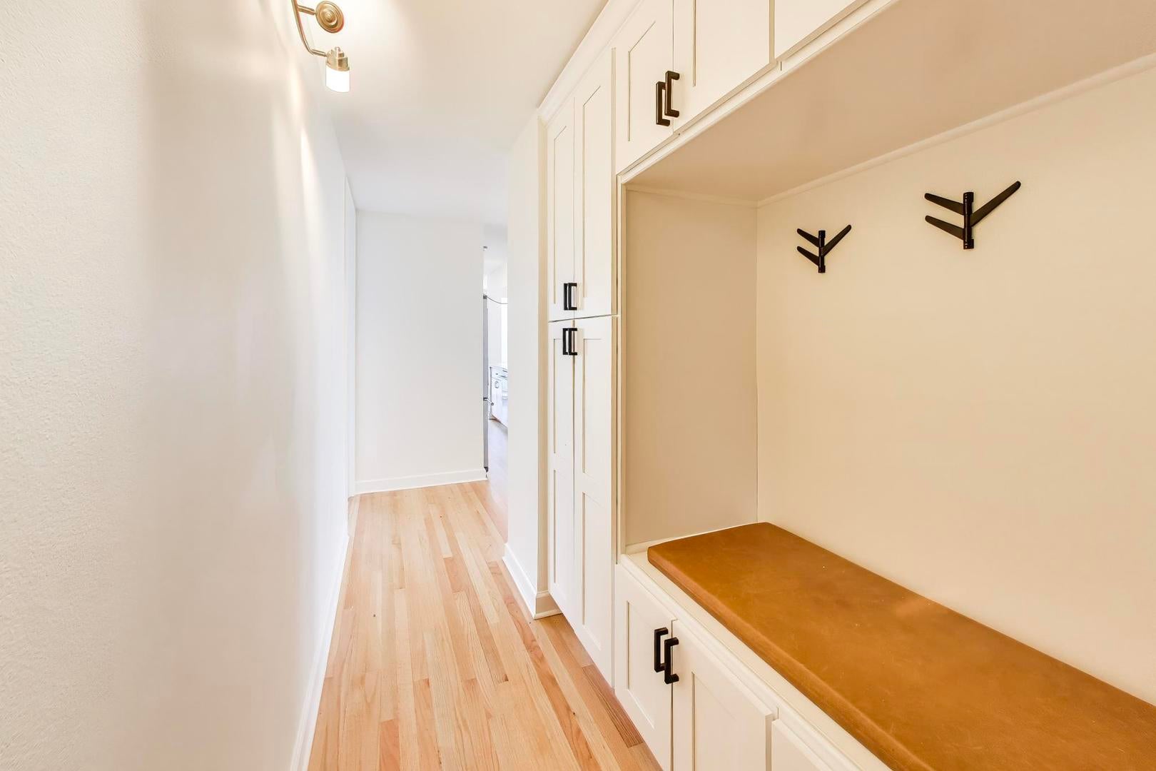 345 W Fullerton Parkway 1905