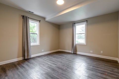 Tiny photo for 2821 Dempster Street, Park Ridge, IL 60068 (MLS # 12762039)