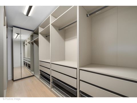 Tiny photo for 2370 Legends Court, Riverwoods, IL 60015 (MLS # 12614583)