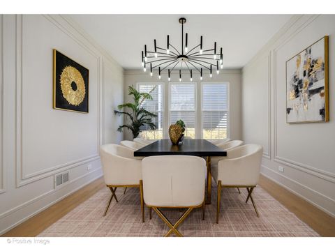 Tiny photo for 2370 Legends Court, Riverwoods, IL 60015 (MLS # 12614583)