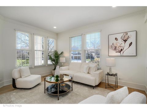 Tiny photo for 2370 Legends Court, Riverwoods, IL 60015 (MLS # 12614583)