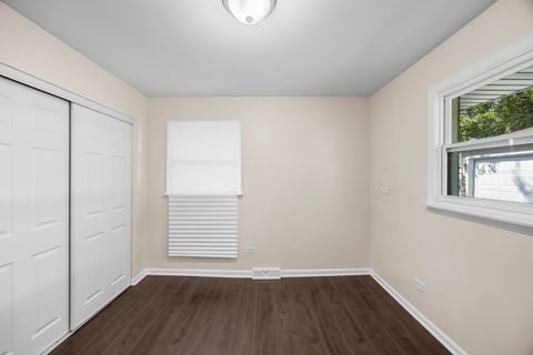 Tiny photo for 595 W 16TH Place, Chicago Heights, IL 60411 (MLS # 12492282)