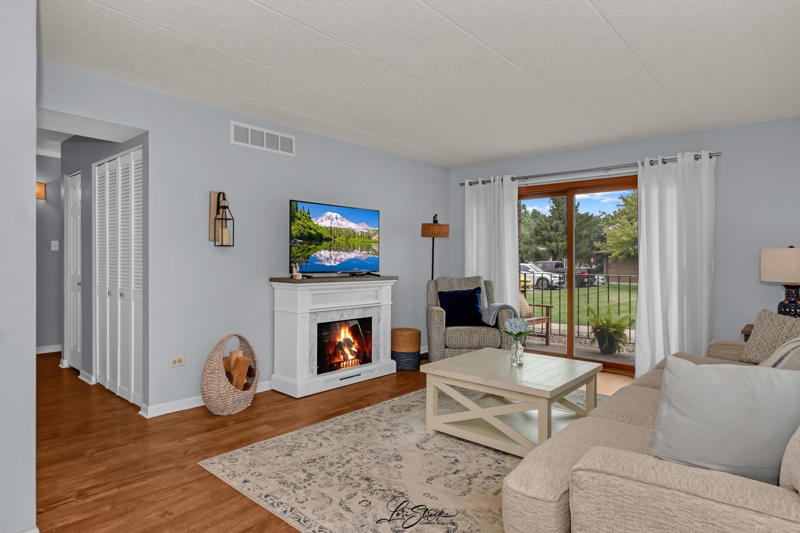 10521 S Roberts Road 1B