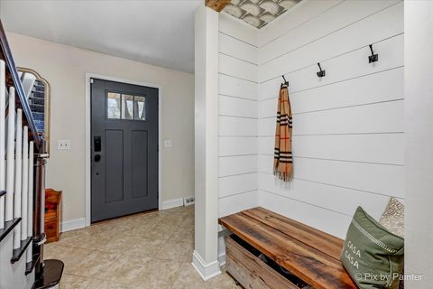 Tiny photo for 152 Walnut Drive, St. Charles, IL 60174 (MLS # 12569167)