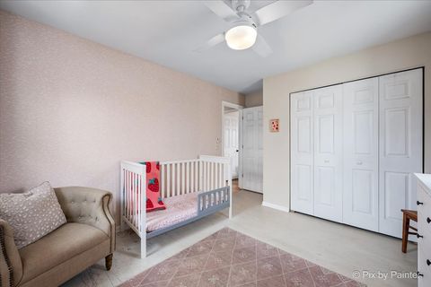 Tiny photo for 152 Walnut Drive, St. Charles, IL 60174 (MLS # 12569167)