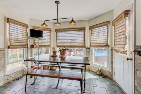 Tiny photo for 47 S JOSEPHINE Court, Des Plaines, IL 60016 (MLS # 12535052)