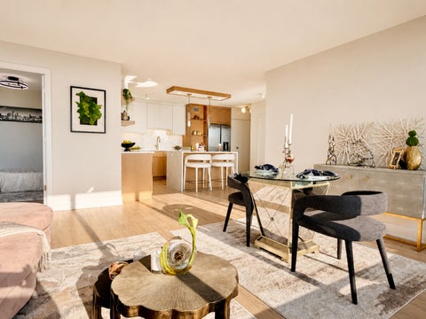 Tiny photo for 5455 N Sheridan Road #1015, Chicago, IL 60640 (MLS # 12752436)