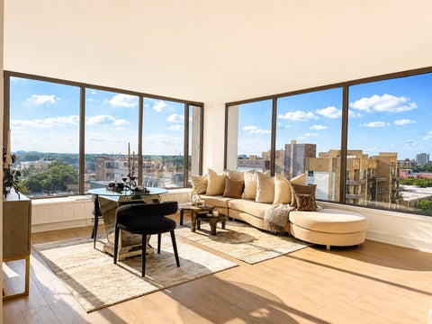 Tiny photo for 5455 N Sheridan Road #1015, Chicago, IL 60640 (MLS # 12752436)