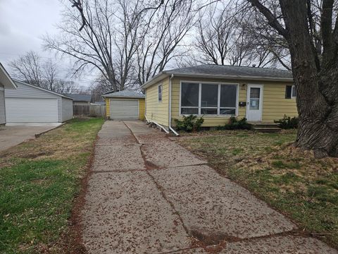 Tiny photo for 2624 Crestview Drive, Bettendorf, IA 52722 (MLS # 12606976)