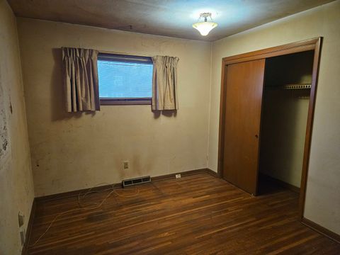 Tiny photo for 2624 Crestview Drive, Bettendorf, IA 52722 (MLS # 12606976)