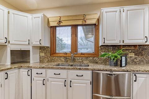 Tiny photo for 544 NORTHAMPTON Circle, Elk Grove Village, IL 60007 (MLS # 12610143)