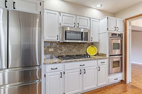 Tiny photo for 544 NORTHAMPTON Circle, Elk Grove Village, IL 60007 (MLS # 12610143)