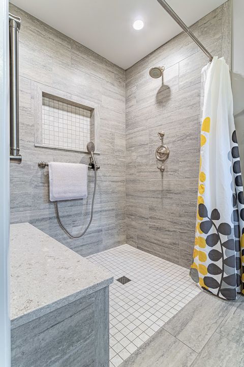 Tiny photo for 544 NORTHAMPTON Circle, Elk Grove Village, IL 60007 (MLS # 12610143)