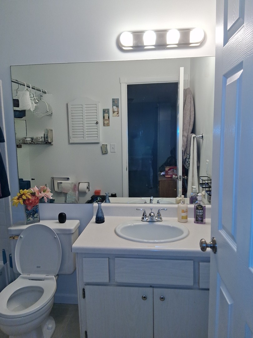 850 E Old Willow Road 218