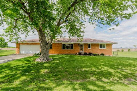 Photo of Danvers, IL 61732 (MLS # 12631886)