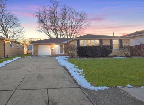 A home in Oak Forest