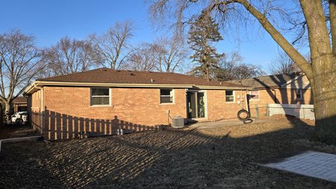 A home in Oak Forest