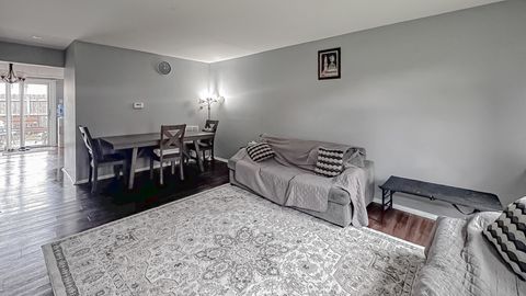 Tiny photo for 1744 Bristol Walk #1744, Hoffman Estates, IL 60169 (MLS # 12621226)