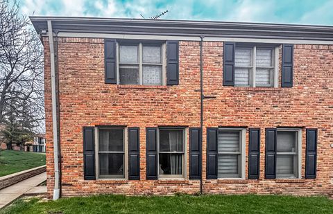 Photo of 1744 Bristol Walk #1744, Hoffman Estates, IL 60169 (MLS # 12621226)