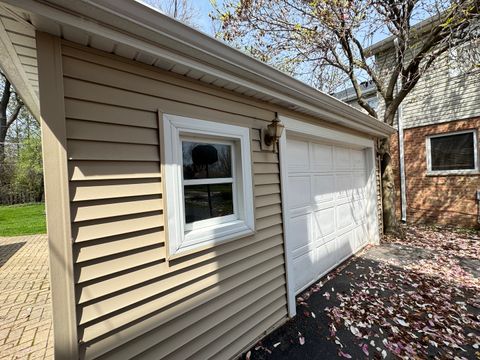 Tiny photo for 630 S Dryden Place, Arlington Heights, IL 60005 (MLS # 12348417)