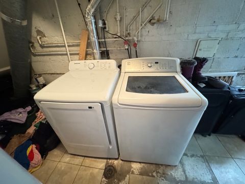 Tiny photo for 630 S Dryden Place, Arlington Heights, IL 60005 (MLS # 12348417)