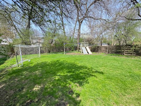Tiny photo for 630 S Dryden Place, Arlington Heights, IL 60005 (MLS # 12348417)