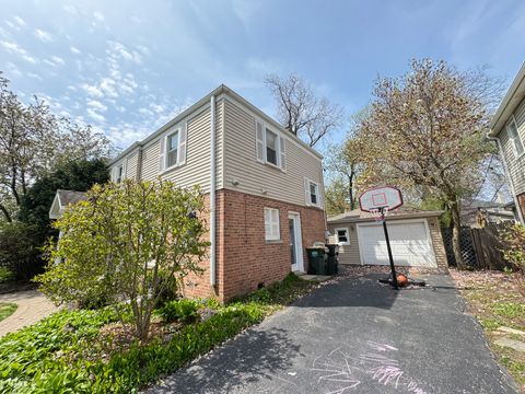 Tiny photo for 630 S Dryden Place, Arlington Heights, IL 60005 (MLS # 12348417)