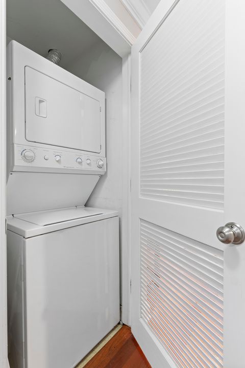 Tiny photo for 3943 N Paulina Street #G, Chicago, IL 60613 (MLS # 12596986)