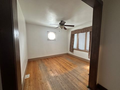 Tiny photo for 3424 Kenilworth Avenue, Berwyn, IL 60402 (MLS # 12620377)