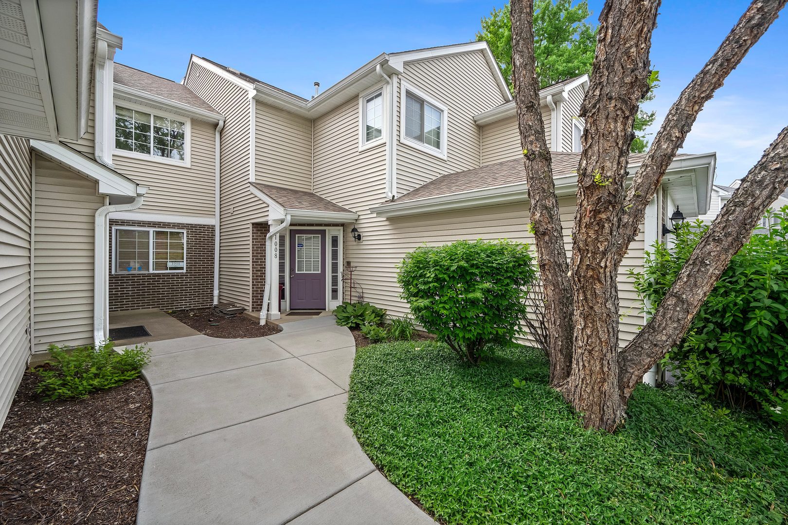 1008 E Wilson Avenue 1008