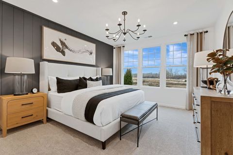 Tiny photo for 6238 Links Drive #04001, Woodridge, IL 60517 (MLS # 12612596)