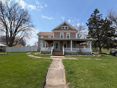 Photo of 304 S Poplar Street, Onarga, IL 60955 (MLS # 12615869)