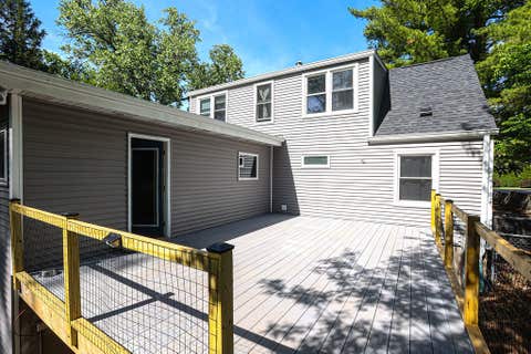 Tiny photo for 305 Glenice Parkway, Fox River Grove, IL 60021 (MLS # 12695274)
