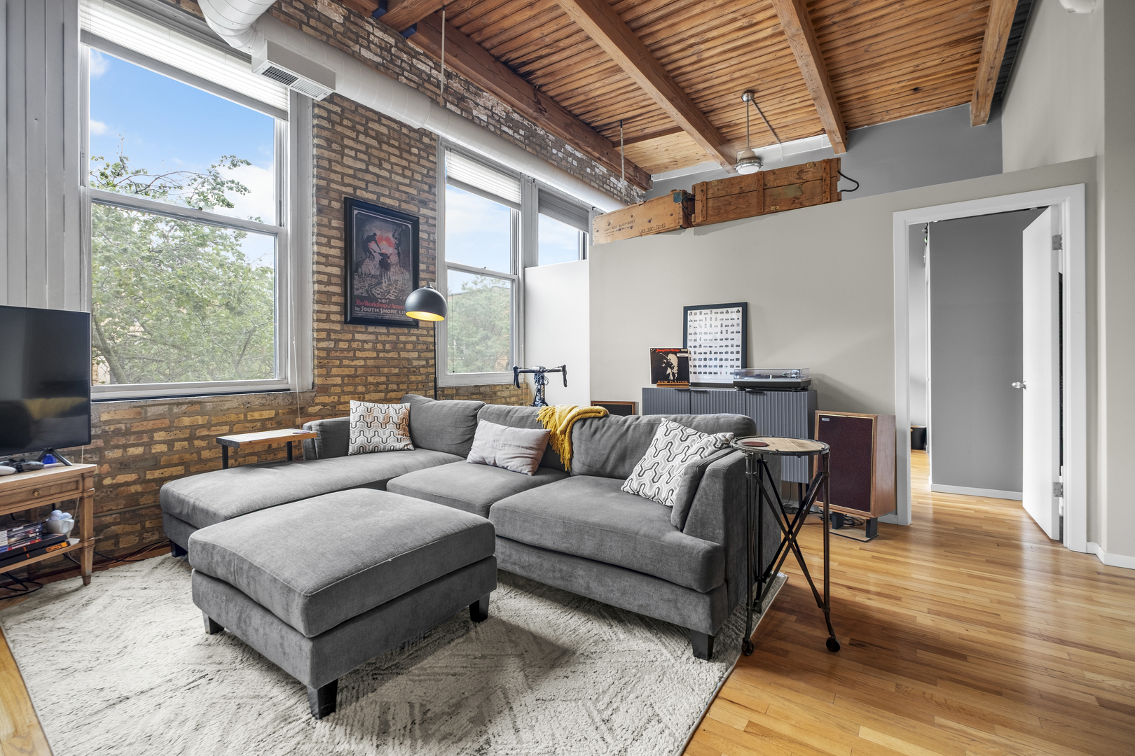525 N Ada Street 37