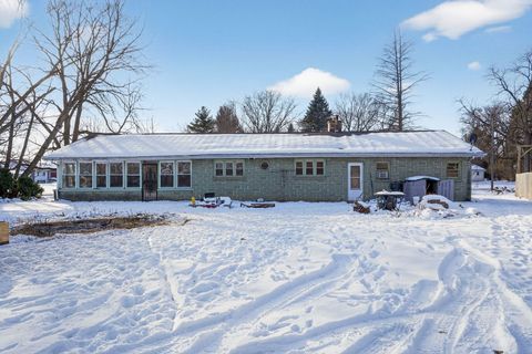 Tiny photo for 2388 Mcfarland Road, Rockford, IL 61108 (MLS # 12535403)