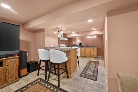 Tiny photo for 5012 N Busse Avenue, Chicago, IL 60656 (MLS # 12662167)