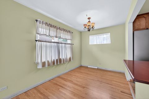 Tiny photo for 5012 N Busse Avenue, Chicago, IL 60656 (MLS # 12662167)
