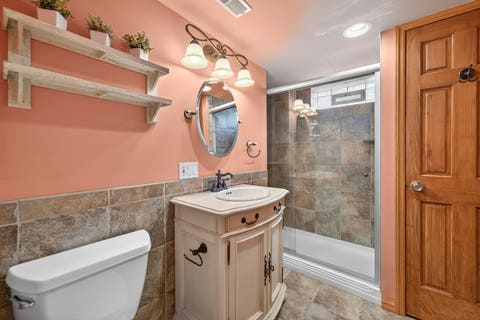 Tiny photo for 5012 N Busse Avenue, Chicago, IL 60656 (MLS # 12662167)