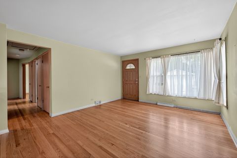 Tiny photo for 5012 N Busse Avenue, Chicago, IL 60656 (MLS # 12662167)